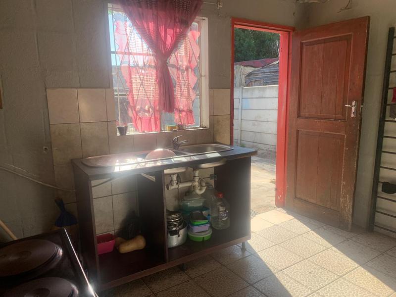 1 Bedroom Property for Sale in Kleinvlei Western Cape
